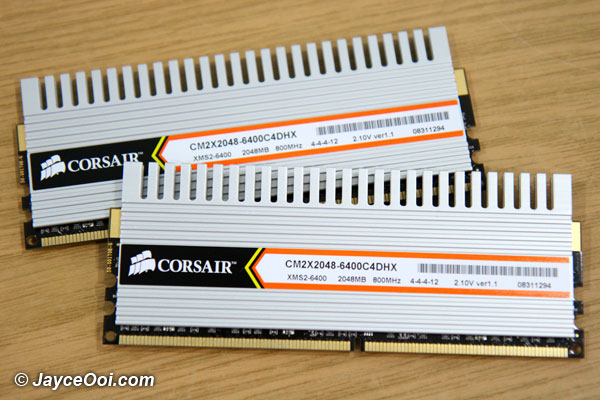 corsair_twin2x4096_01.jpg